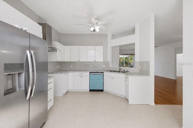 819 SPRINGWOOD CIRCLE, Bradenton, FL 34212