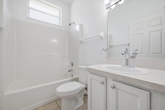 819 SPRINGWOOD CIRCLE, Bradenton, FL 34212