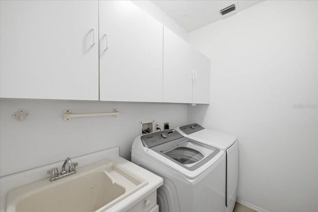 819 SPRINGWOOD CIRCLE, Bradenton, FL 34212