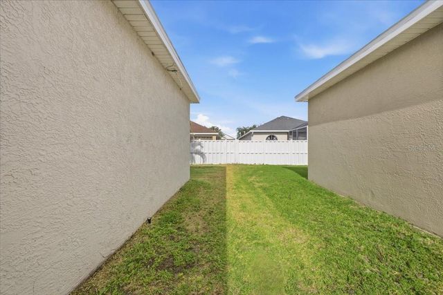 819 SPRINGWOOD CIRCLE, Bradenton, FL 34212