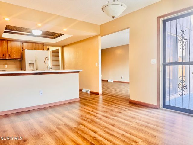 1144 Bernath Parkway, Toledo, OH 43615