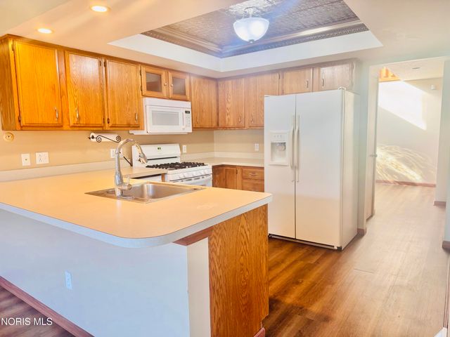 1144 Bernath Parkway, Toledo, OH 43615