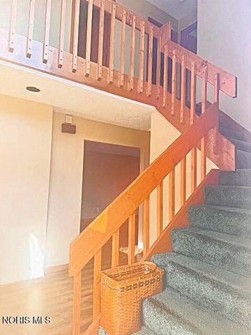 1144 Bernath Parkway, Toledo, OH 43615