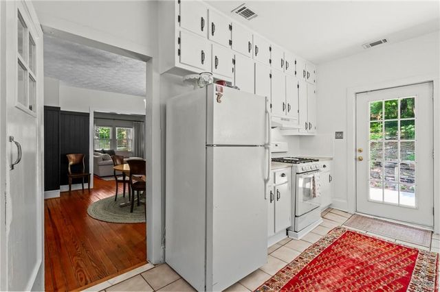 1402 Carter Road, Decatur, GA 30030