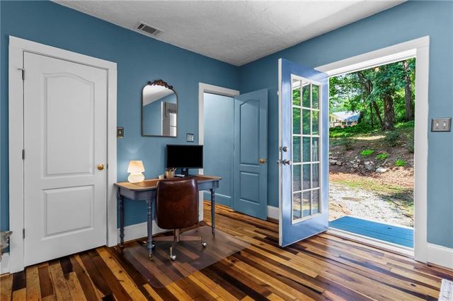 1402 Carter Road, Decatur, GA 30030