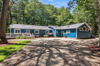 4160 Creek Dr, New Buffalo, MI 49117