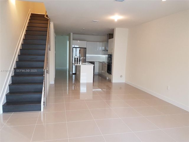 10245 NW 63rd Ter 209, Doral, FL 33178