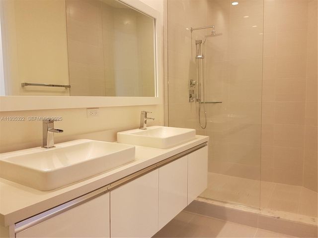 10245 NW 63rd Ter 209, Doral, FL 33178