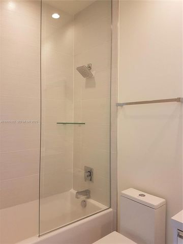 10245 NW 63rd Ter 209, Doral, FL 33178