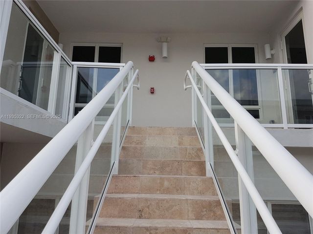 10245 NW 63rd Ter 209, Doral, FL 33178