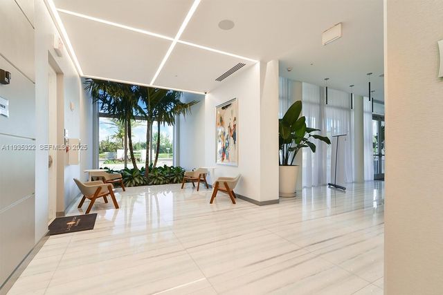 10245 NW 63rd Ter 209, Doral, FL 33178