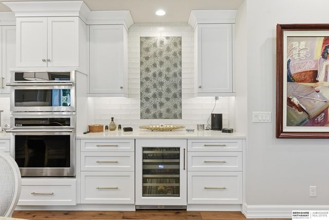 844 N 143rd Plaza, Omaha, NE 68154