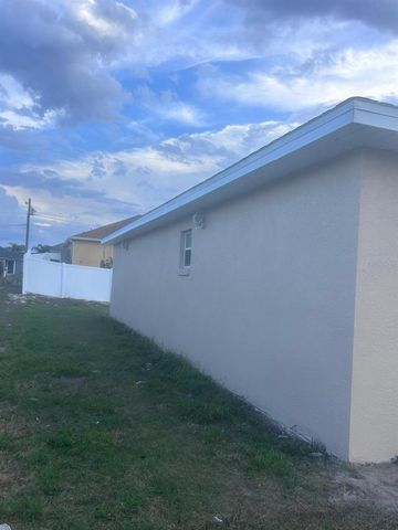 8 SAWFISH COURT, Kissimmee, FL 34759