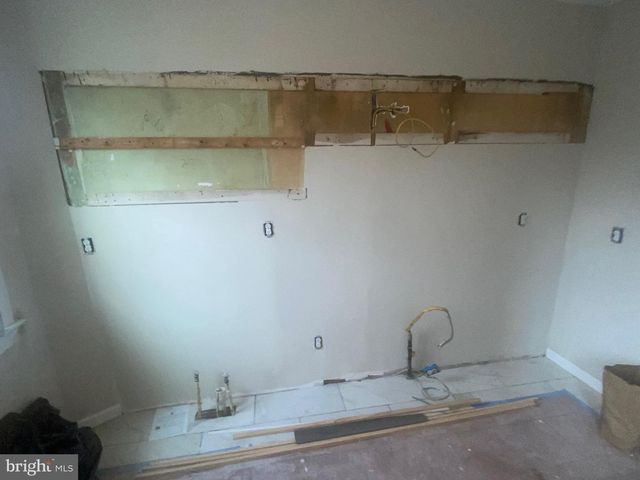 3306 W FRANKLIN ST, Baltimore, MD 21229