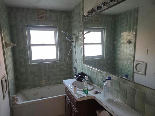 544 S 13th Street, Saginaw, MI 48601