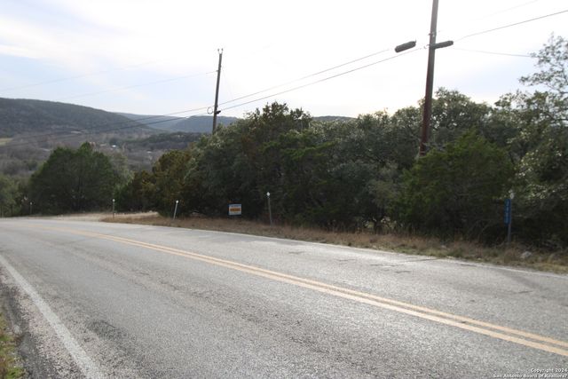 2395 SUMMIT DR, New Braunfels, TX 78132