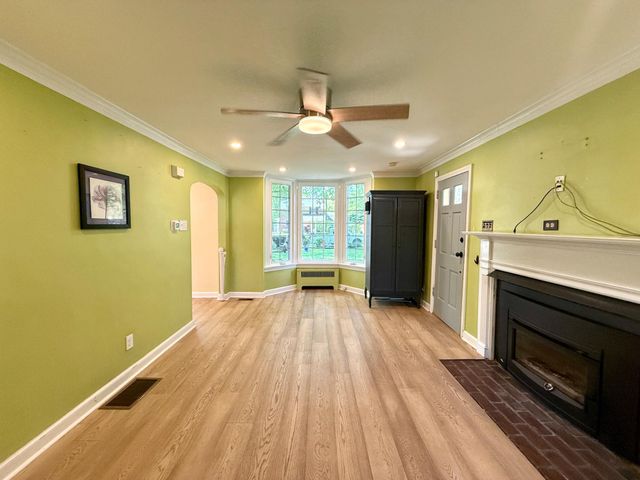 418 E COUNTRY CLUB LN, Wallingford, PA 19086