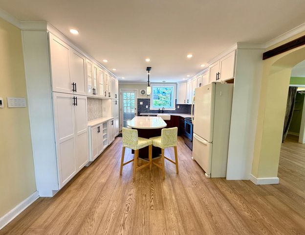 418 E COUNTRY CLUB LN, Wallingford, PA 19086