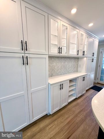 418 E COUNTRY CLUB LN, Wallingford, PA 19086