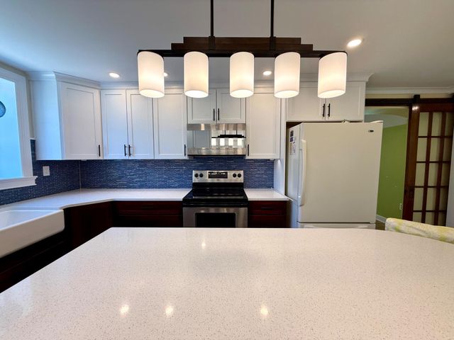 418 E COUNTRY CLUB LN, Wallingford, PA 19086