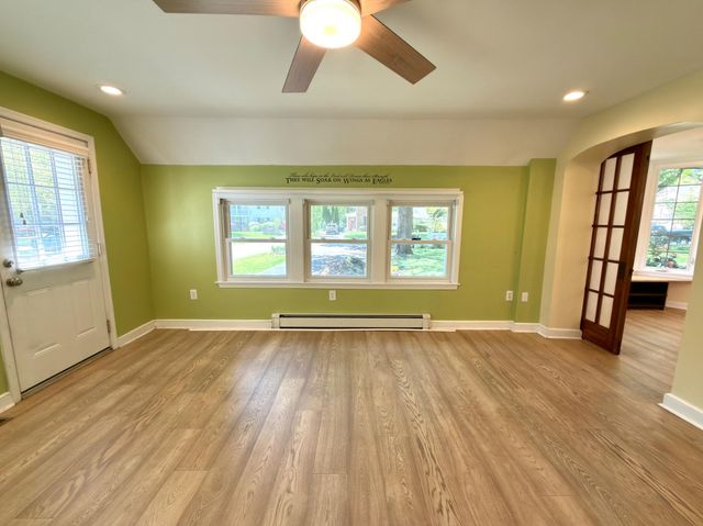 418 E COUNTRY CLUB LN, Wallingford, PA 19086