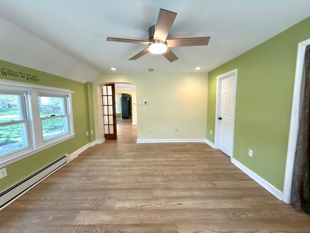 418 E COUNTRY CLUB LN, Wallingford, PA 19086