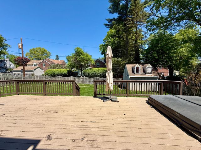 418 E COUNTRY CLUB LN, Wallingford, PA 19086