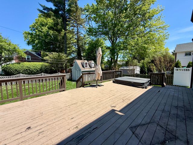 418 E COUNTRY CLUB LN, Wallingford, PA 19086