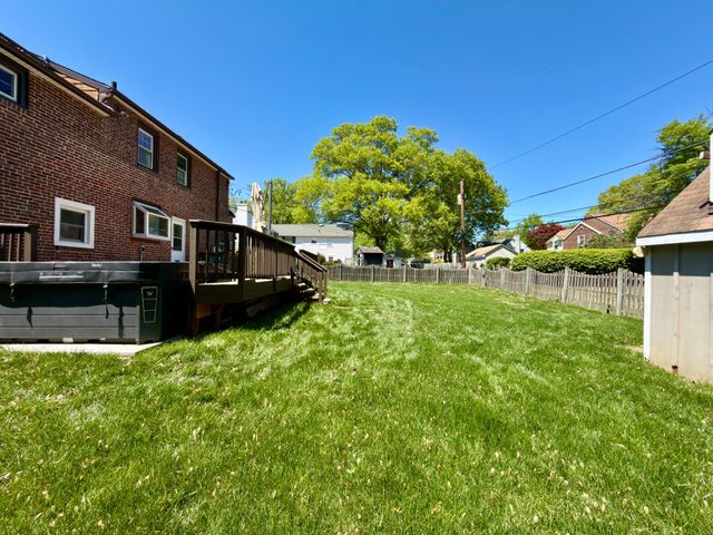 418 E COUNTRY CLUB LN, Wallingford, PA 19086