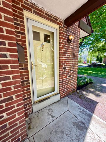 418 E COUNTRY CLUB LN, Wallingford, PA 19086