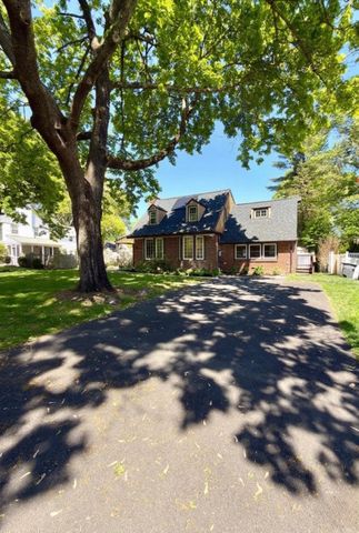 418 E COUNTRY CLUB LN, Wallingford, PA 19086