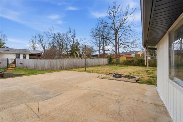42 Jones Cir, Old Hickory, TN 37138