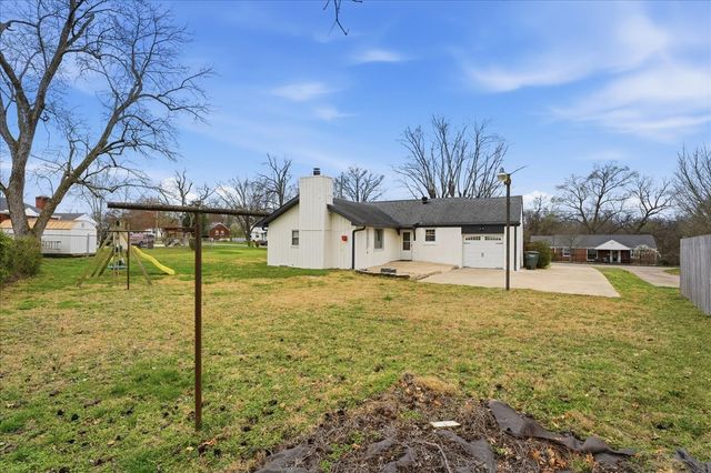 42 Jones Cir, Old Hickory, TN 37138