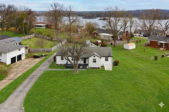 42 Jones Cir, Old Hickory, TN 37138