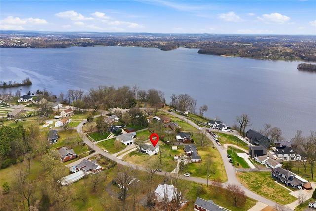 42 Jones Cir, Old Hickory, TN 37138