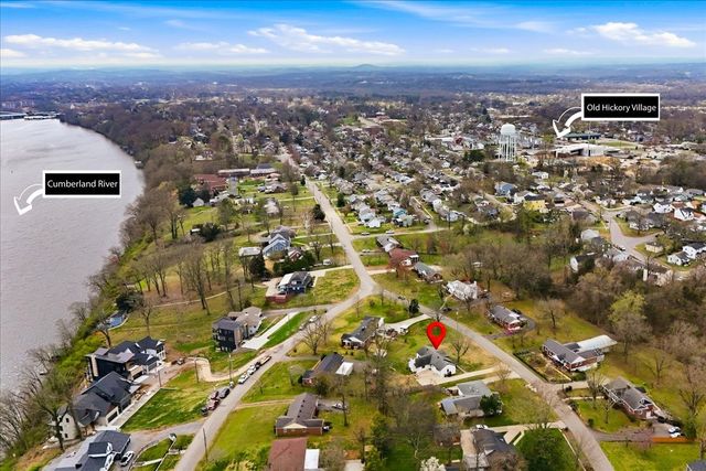 42 Jones Cir, Old Hickory, TN 37138