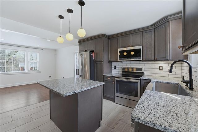 42 Jones Cir, Old Hickory, TN 37138