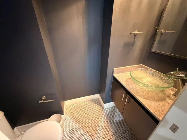 19404 Fieldshire Street, Edmond, OK 73012