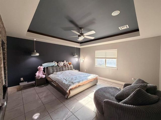 19404 Fieldshire Street, Edmond, OK 73012