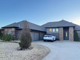 19404 Fieldshire Street, Edmond, OK 73012