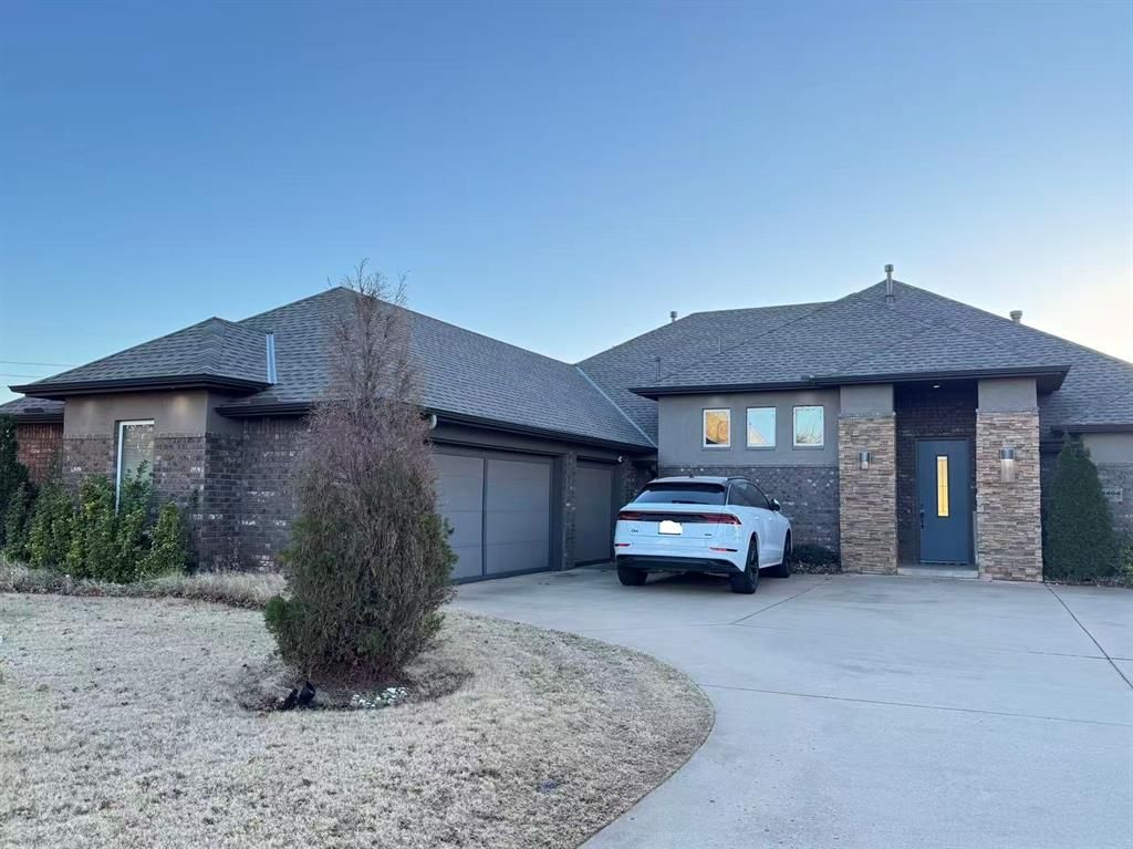 19404 Fieldshire Street, Edmond, OK 73012