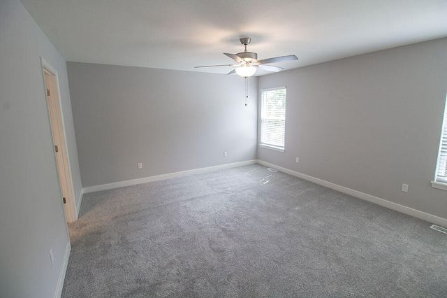 2802 AMBERWOOD CT, Columbia, MO 65203