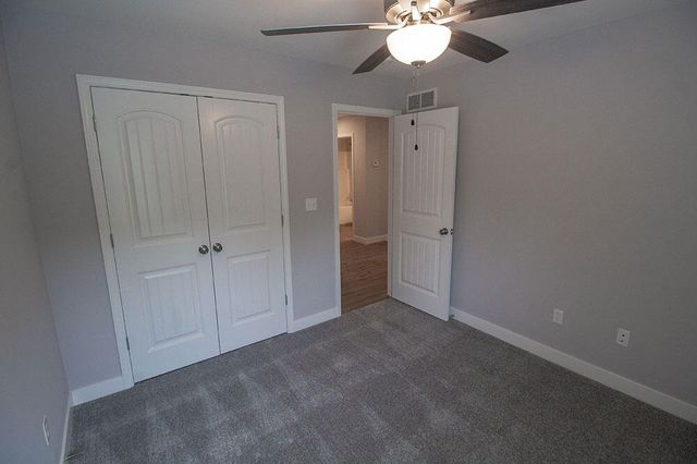 2802 AMBERWOOD CT, Columbia, MO 65203