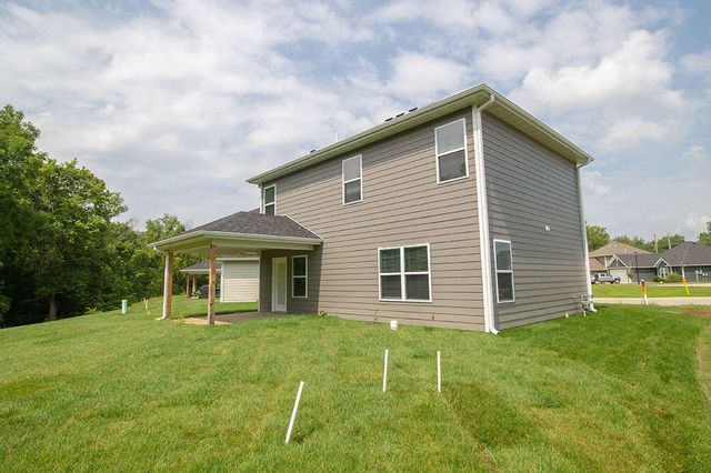 2802 AMBERWOOD CT, Columbia, MO 65203