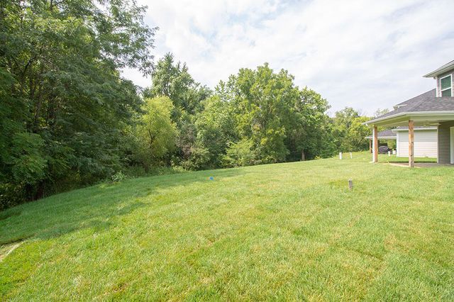 2802 AMBERWOOD CT, Columbia, MO 65203