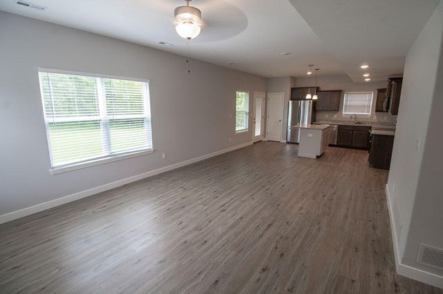 2802 AMBERWOOD CT, Columbia, MO 65203