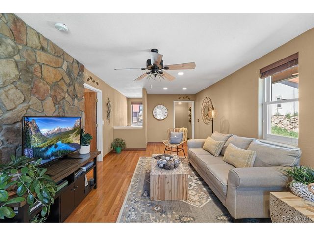 671 Midland Ct, Lake George, CO 80827