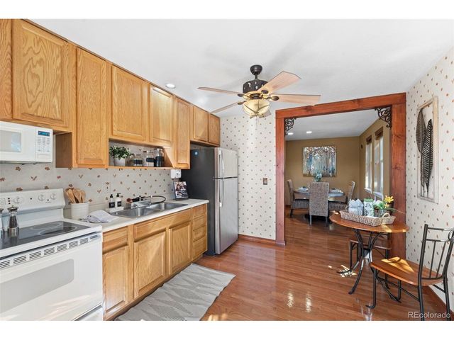 671 Midland Ct, Lake George, CO 80827