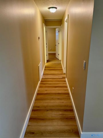 4013 SW Pine Avenue, Huntsville, AL 35805