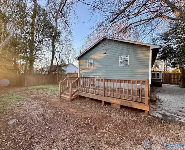 4013 SW Pine Avenue, Huntsville, AL 35805